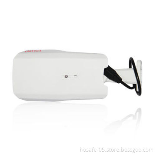 2.0MP 4x Auto Zoom H.264 1,080p Water-resistant Day/Night Bullet Camera, PoE